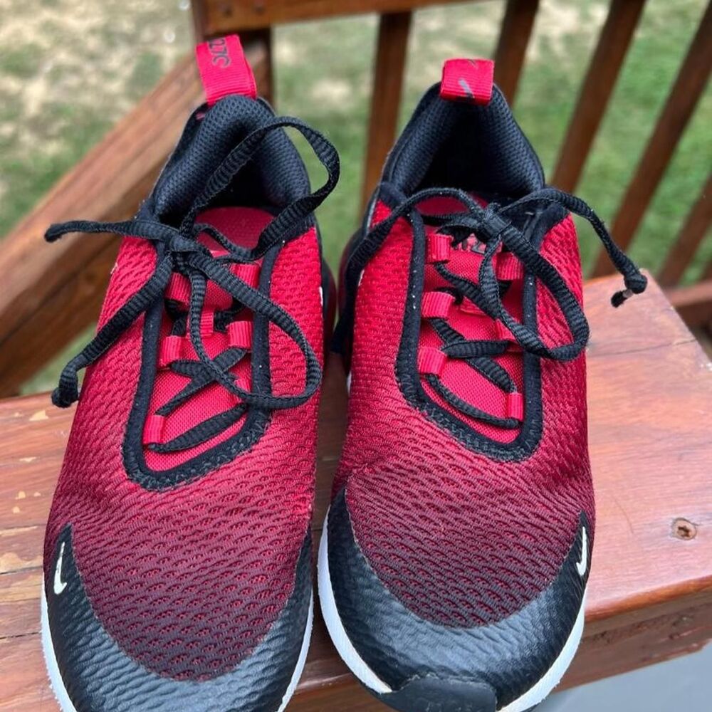 Nike Air Max 270 Youth 13.5 Red Black Running Jog Play School Sneakers